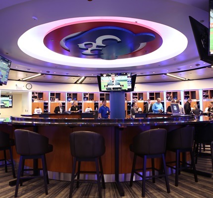 Wrigley Field Project Showcases Wireless Lighting Control 