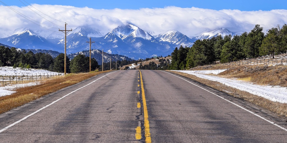 road-2069519_1920.jpg