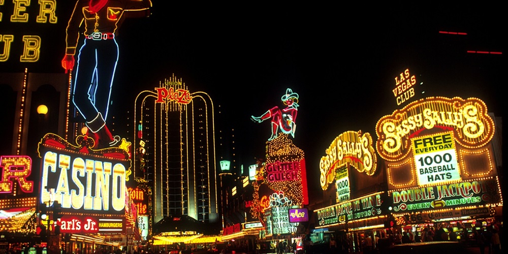 Las Vegas Lights Image by skeeze from Pixabay