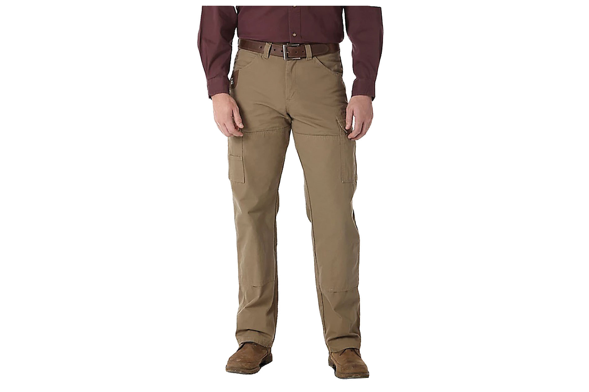 0822_New_Wrangler A man wears brown pants. Image by Wrangler.