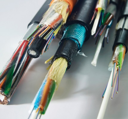 Fiber Optic Cables in Detail: The Differences Between the Types