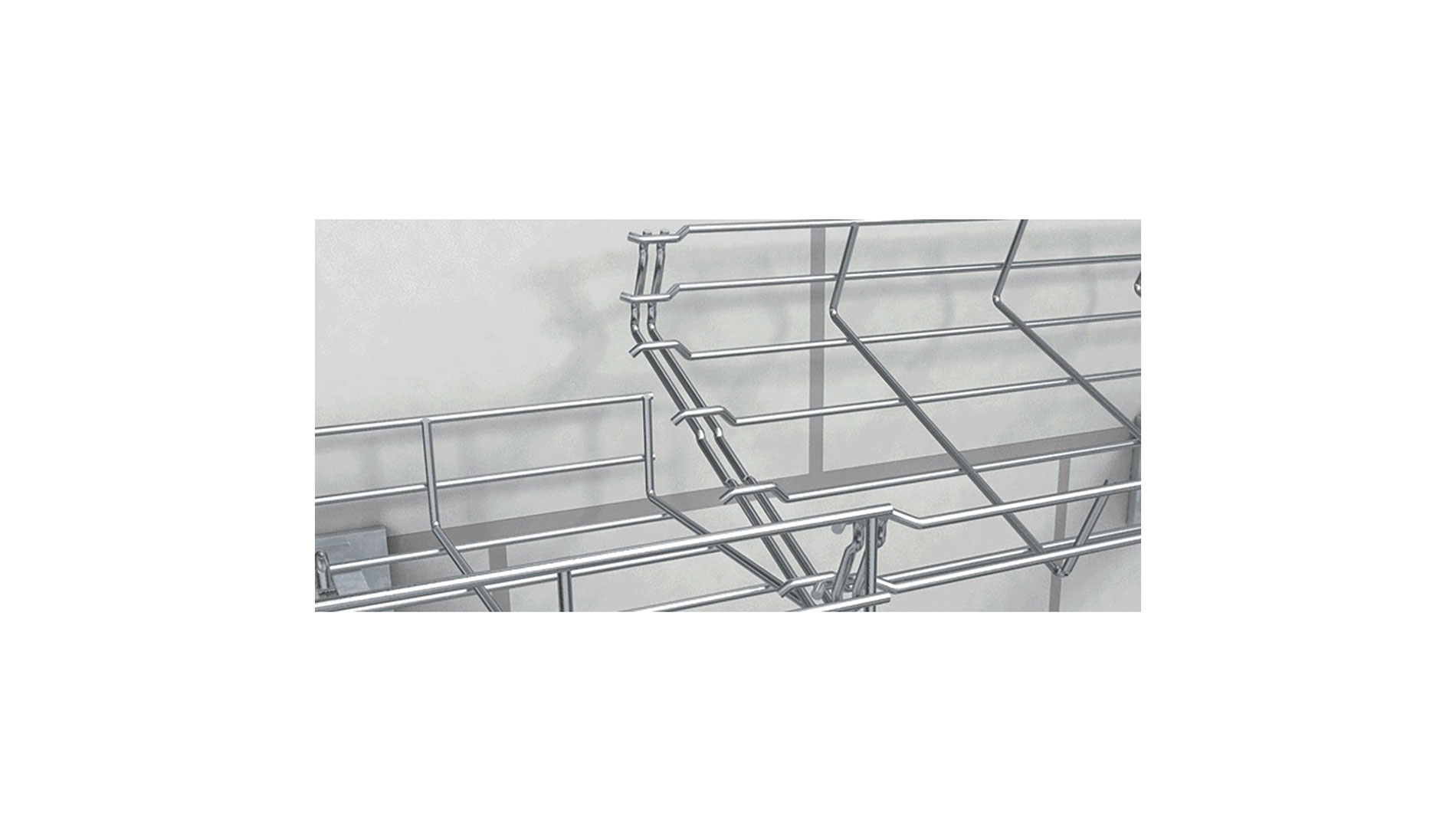 Gray wire-mesh tray. Image by Chalfant.