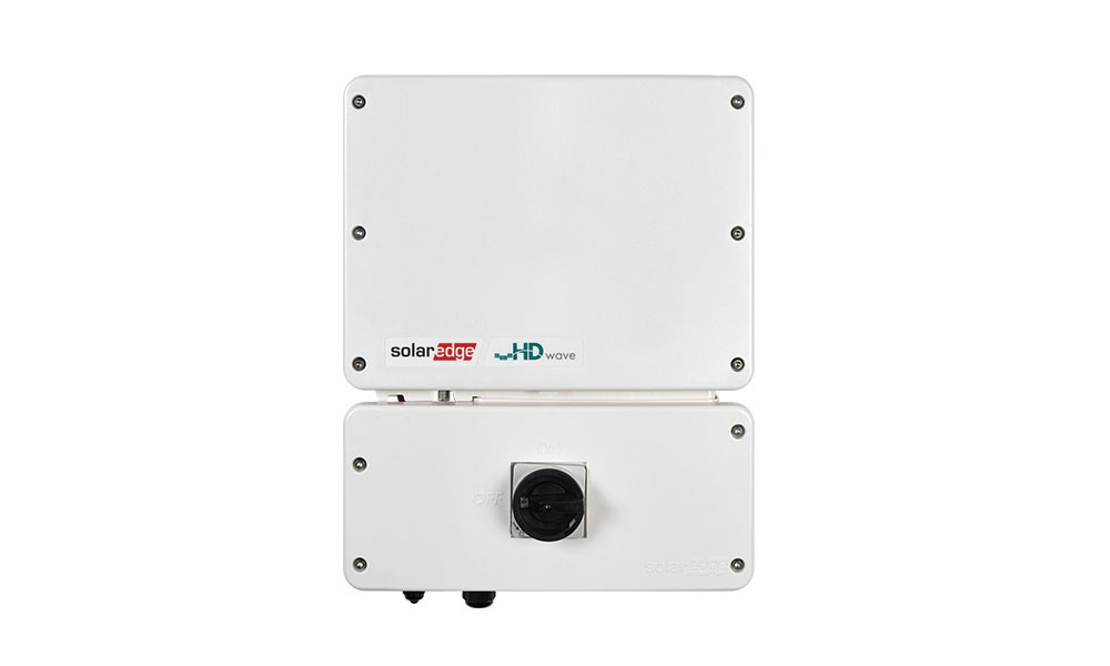 0421_ISC_solaredge.jpg SolarEdge Inverter