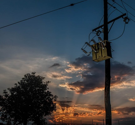 PG&E Says Shutoffs Likely Avoided Arcing
