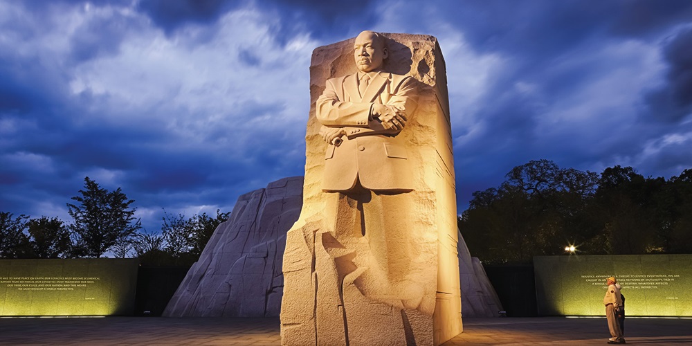 Martin Luther King Memorial Washington, D.C. Shutterstock/ Kropici/ Benjamin Scherliss Photography