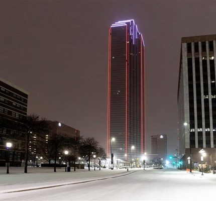 Texas’s Race to Restore Power