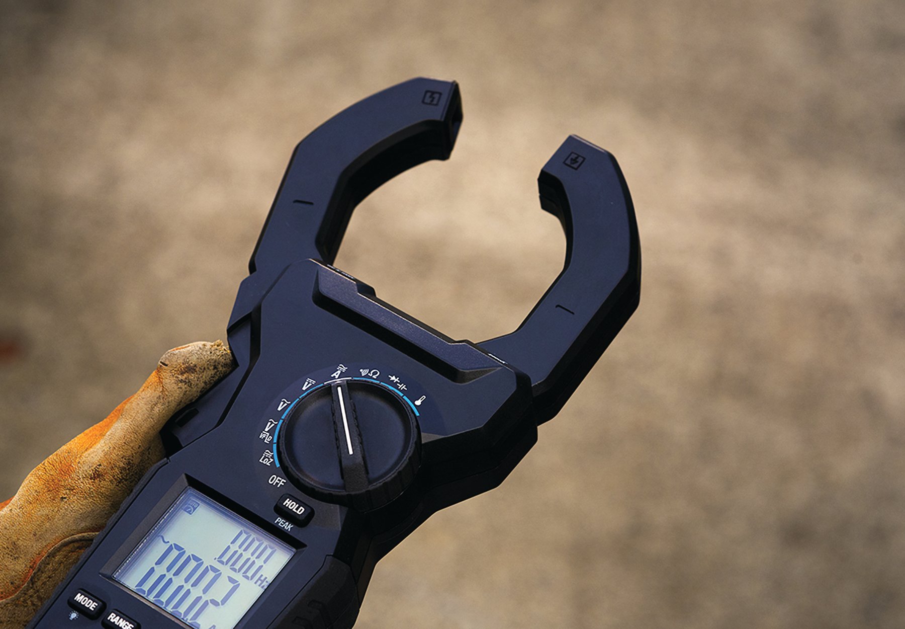 1119_New_Flir_0.jpg Clamp meter.