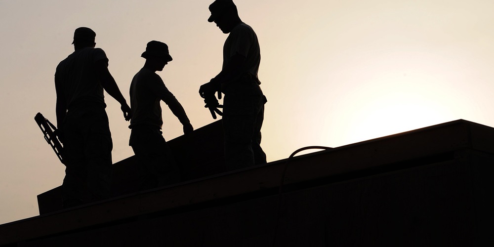 workers-659885_1920.jpg