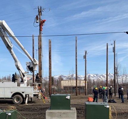 Alaska Linemen Safety Week Helps Protect Lineworkers in America’s Wilderness