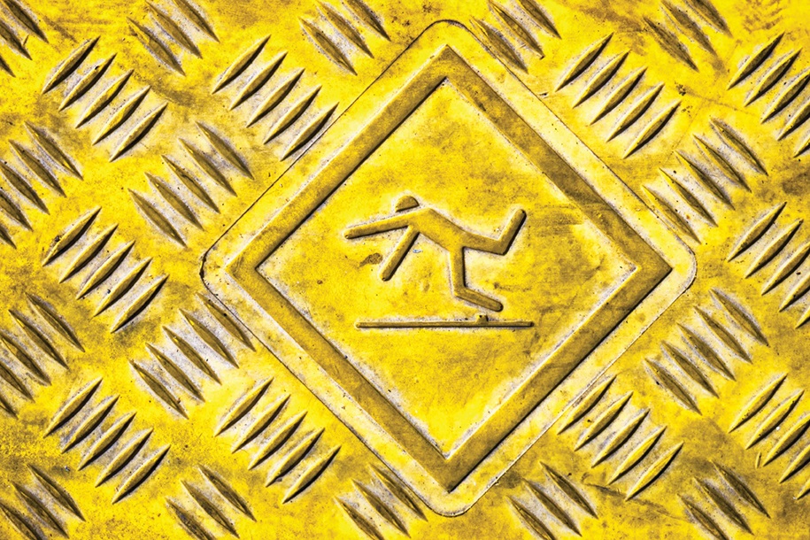 slip_fall_caution_iStock_000058306424_Large.jpg