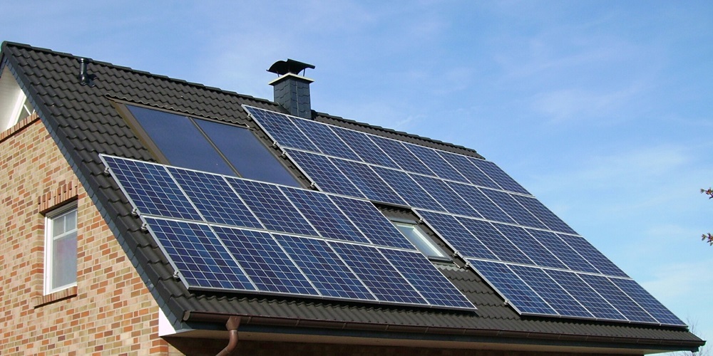 solar-panel-array-1591358.jpg