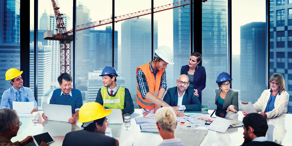 contractor_architect_engineer_iStock_000062237890_XXXLarge.jpg