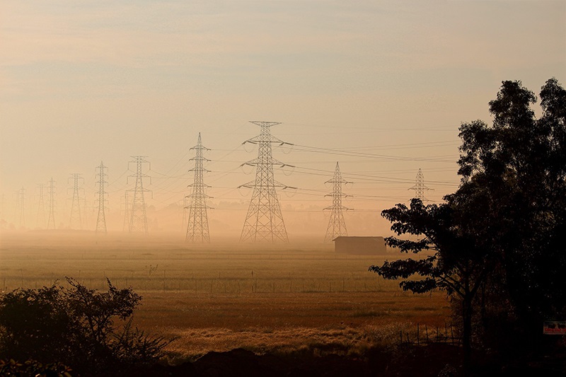 power-lines-1031035_1920.jpg
