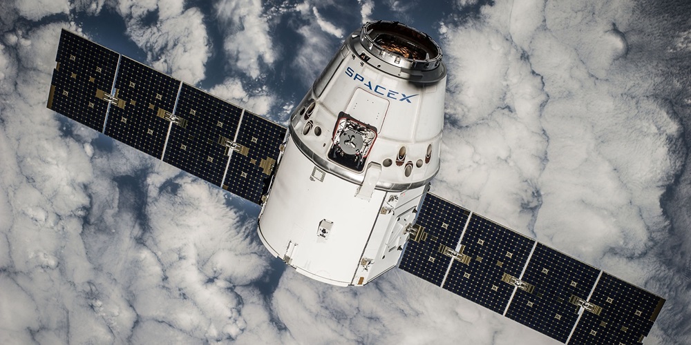 satellite-693216_1920.jpg