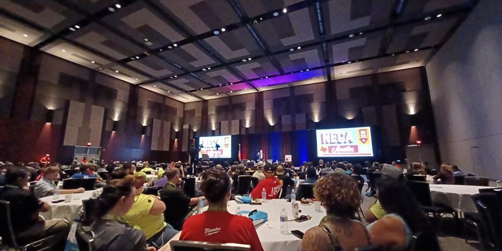 Lonnie Stephenson spoke to a full house about a number of topics, including how he sees the industry growing more diverse with each new group of apprentices, and "that's a good thing." | Photo by Colleen Beaty