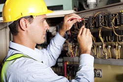 Maximize Service and Maintenance Revenue
