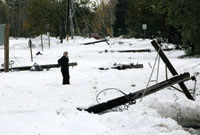 Lake-Effect Snowstorm Freezes Western New York, Blacks out Area