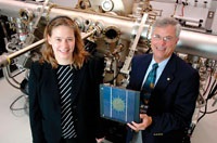 Delaware Team Sets Solar Cell Record