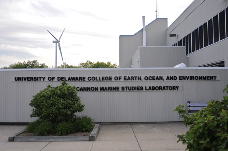 The wind turbine at the University of Delaware. Photo courtesy of the University of Delaware.