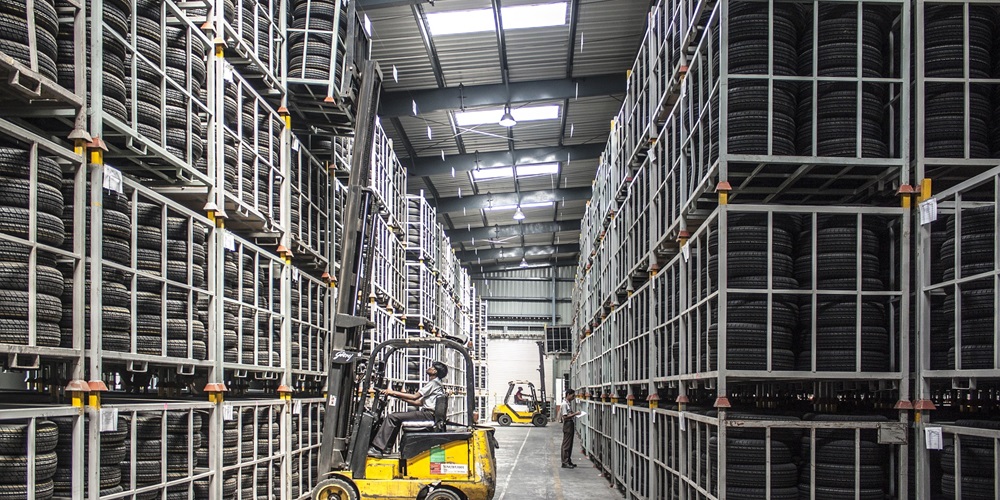 forklift-835340_1920.jpg