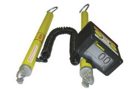 Cementex’s digital voltage phasing meter set