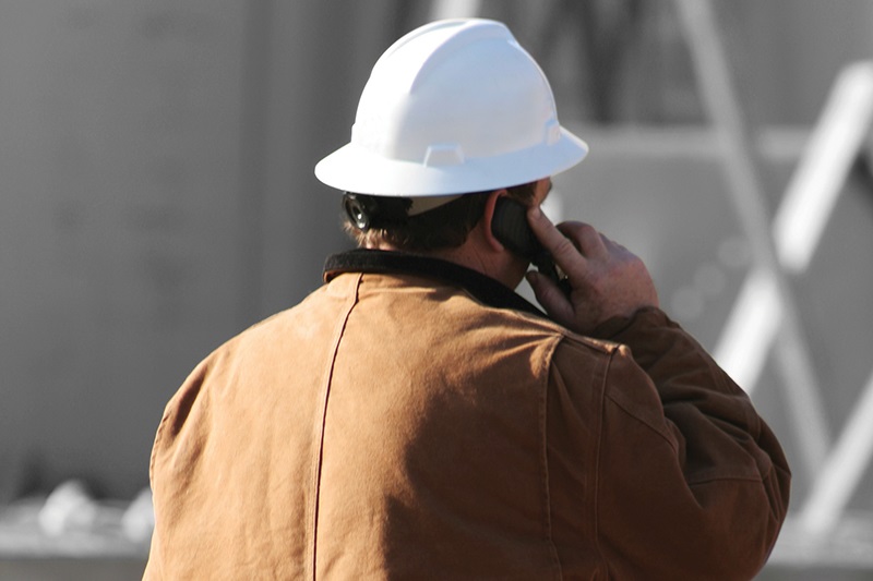 winter_coat_contruction_iStock_000001209360_Large.jpg