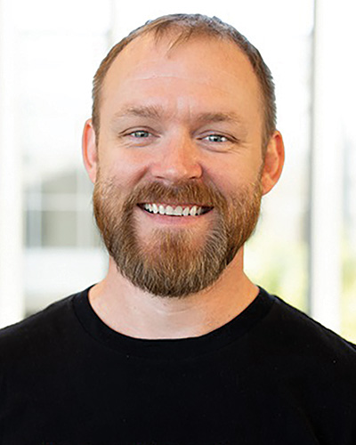 Dustin Stelzer (Electrician U)