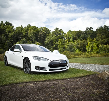 New Bill Focused on Expanding EV Tax Credits