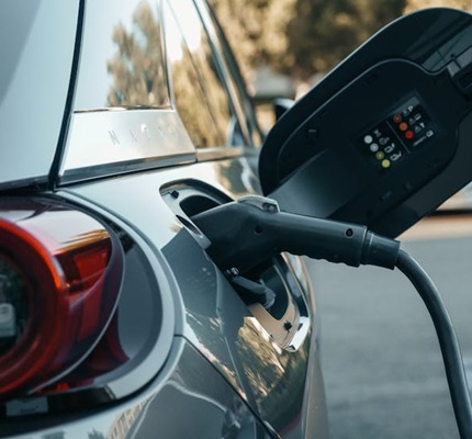 Chicago Draws Roadmap for EVs