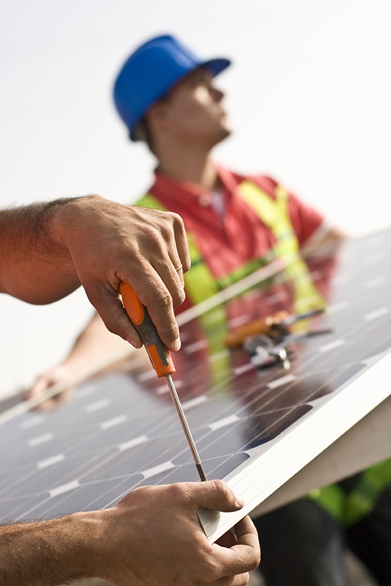 repair_solar_iStock_000014394143_Large.jpg