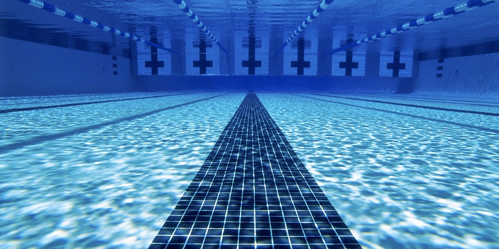 under_water_swimming_pool_thinkstock86479603.jpg