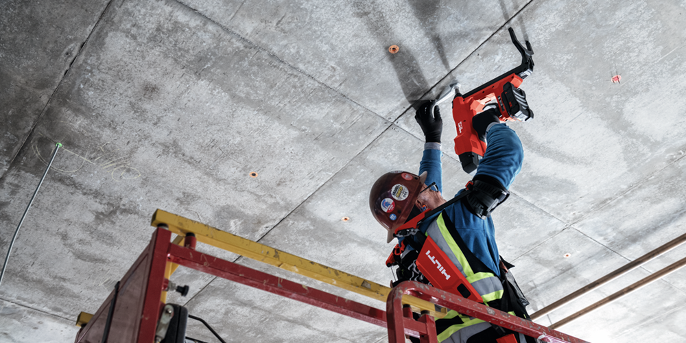 Hilti BX 4-22 battery-powered nailer