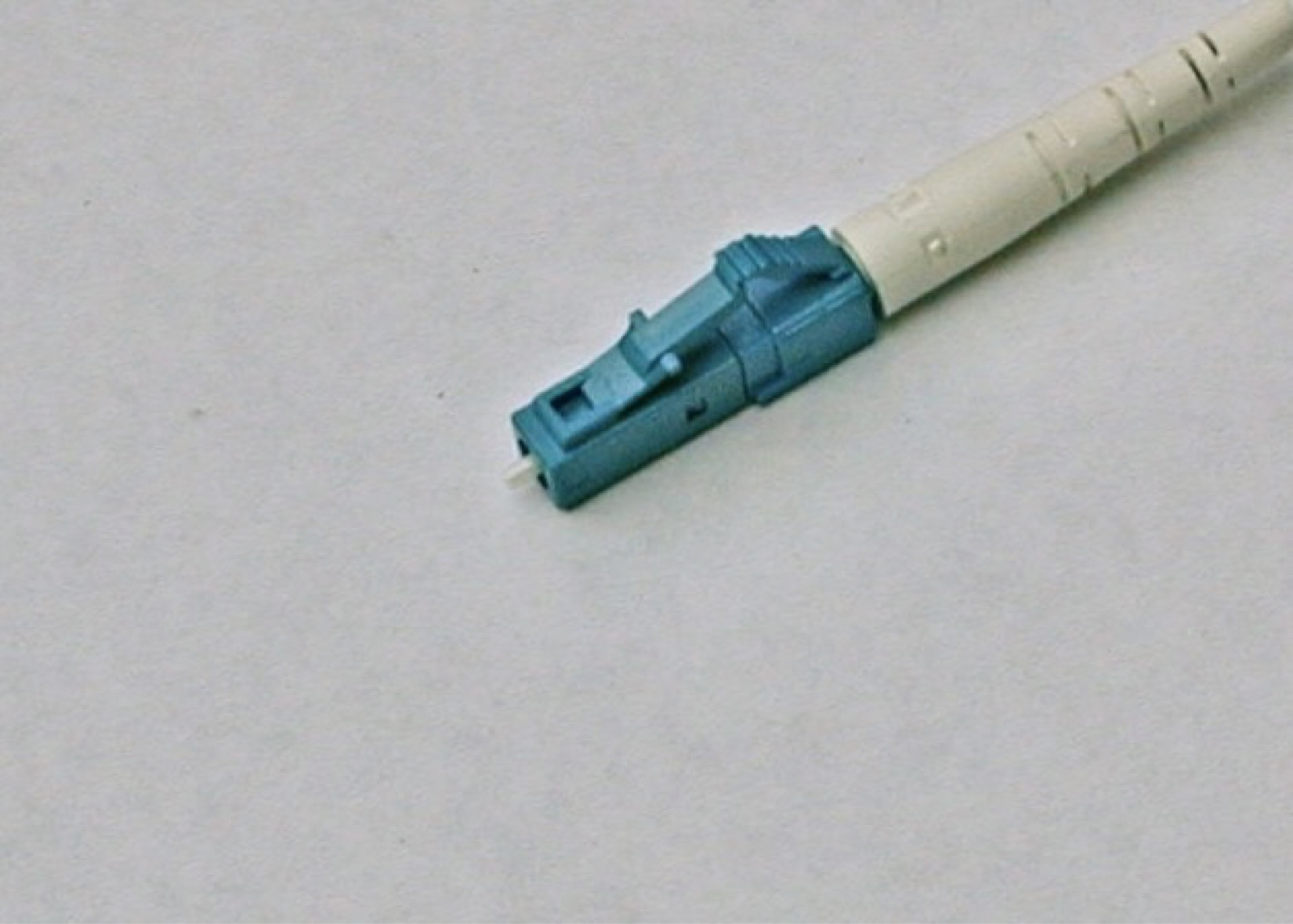 LC fiber optic connector