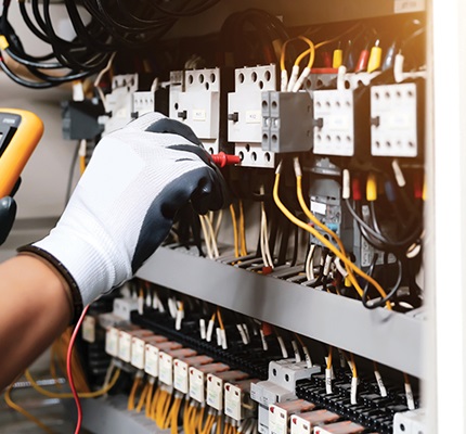 Absence of Voltage: Is it really safe?
