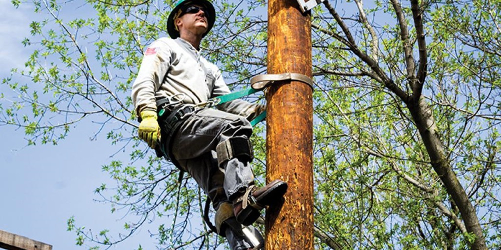 Lineworkers' Essential Tools: What to consider when thinking about