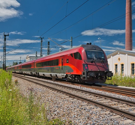 New High-Speed Rail Project Will Create Thousands of Union Jobs