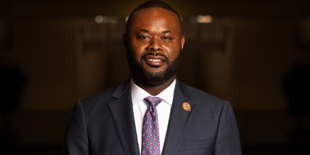 Senator McCray 2024 Headshot .jpg