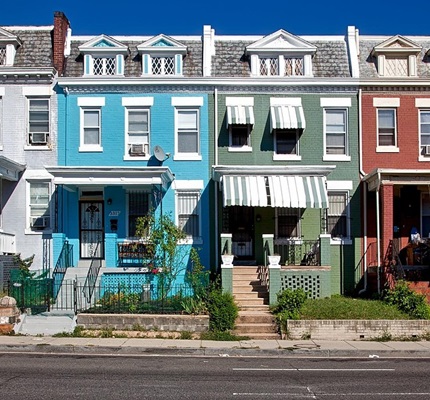 Building Energy Efficiency Improves Neighborhood Grid Resilience
