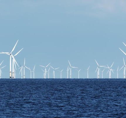 First U.S. Offshore Wind Farm Is Operational