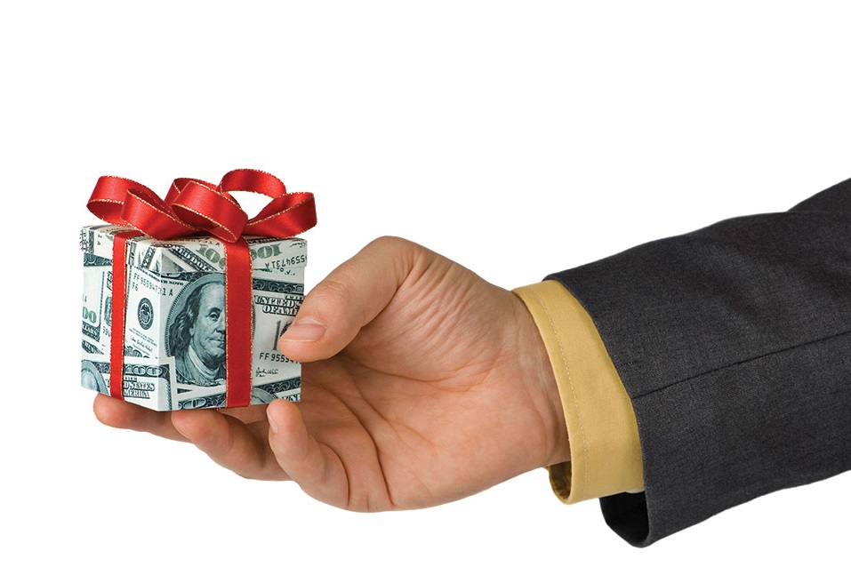 The Ethics of Workplace Gift Giving - Insperity