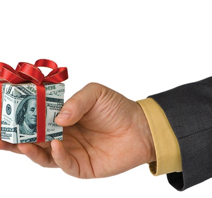 Ethical Gift Giving: It’s More Complicated Than You Think