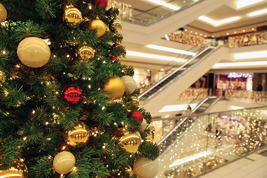 mall_christmas_shopping_lights_iStock_000031206196_Double.jpg