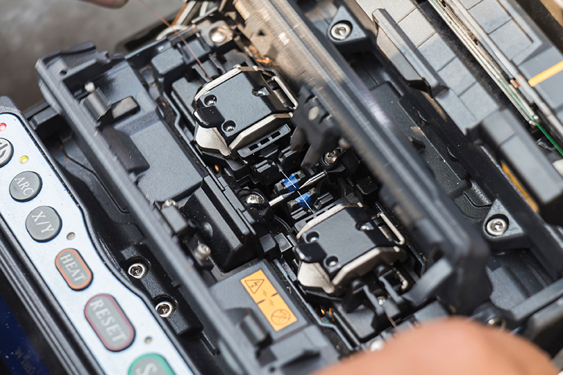 Spy Spring Splicer Special Splicing Secrets - Electrical Contractor Magazine