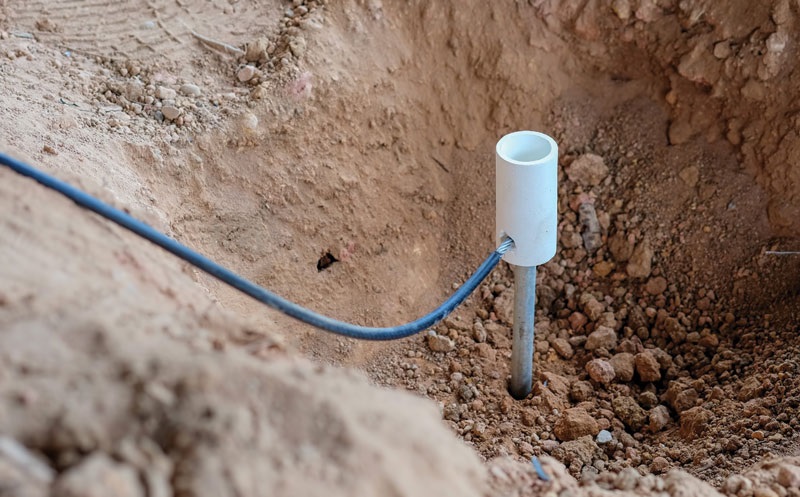 Grounding-Connector-iStock-628311096.jpg