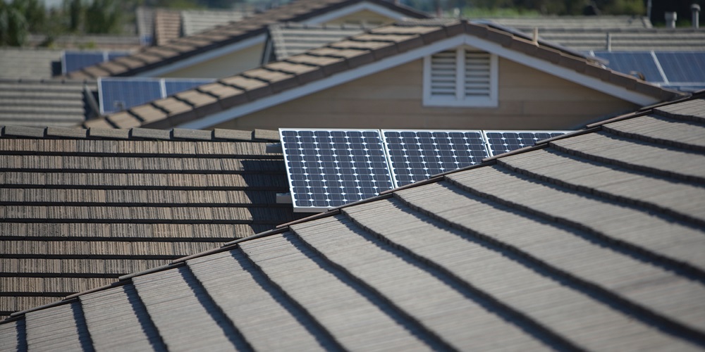 rooftop solar panels photovoltaic, distributed energy resources (DERs)
