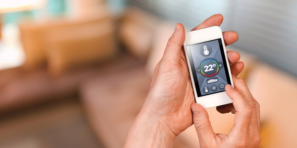 smart_phone_thermostat_iStock_000044458002_Large.jpg