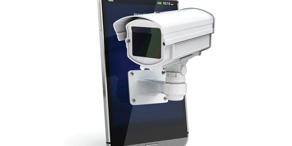 smartphone_security_camera_cctv_iStock_83564445_XXXLARGE.jpg