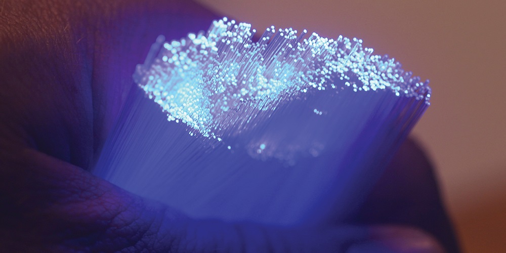 fiber_optics_iStock_000001944023_Large.jpg