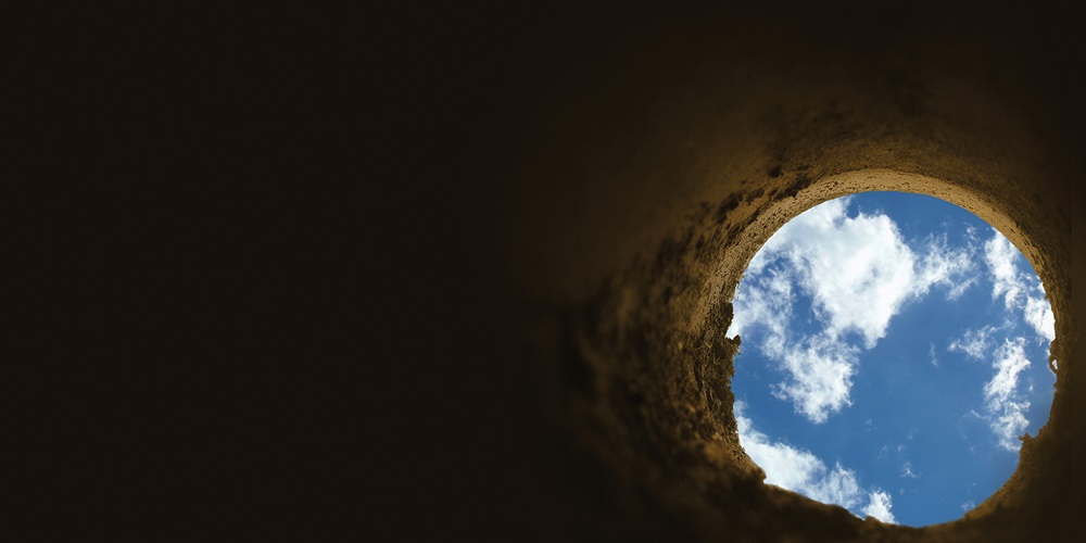 dirt_hole_sky_ground_iStock_000000519322Large.jpg