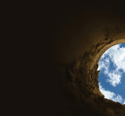 Going Under: Vacuum-excavation equipment